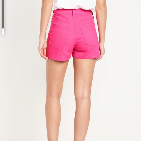 NWT OLD NAVY High-Waisted Wow Jean Shorts -- 3-inch inseam Color: Pink - Picture 3 of 9